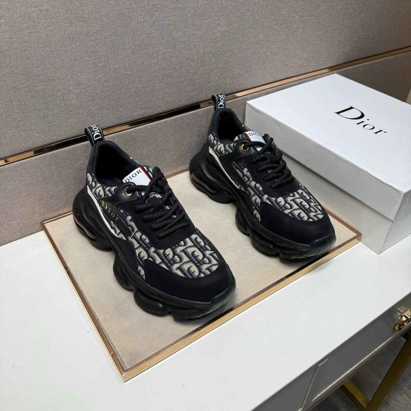 Men's men's shoes 💰pp442 [Dior~] Men's casual shoes 2025z cabinet sales simultaneously 🔶Size: 38-44 #️⃣ 🔷2 colors🔜The upper is made of multi-material splicing➕Mesh lining, comfortable and breathable, sole: original comfortable and wear-resistant outsole, ⚠️real thing📱photographed🎬real thing is better📢📢📢